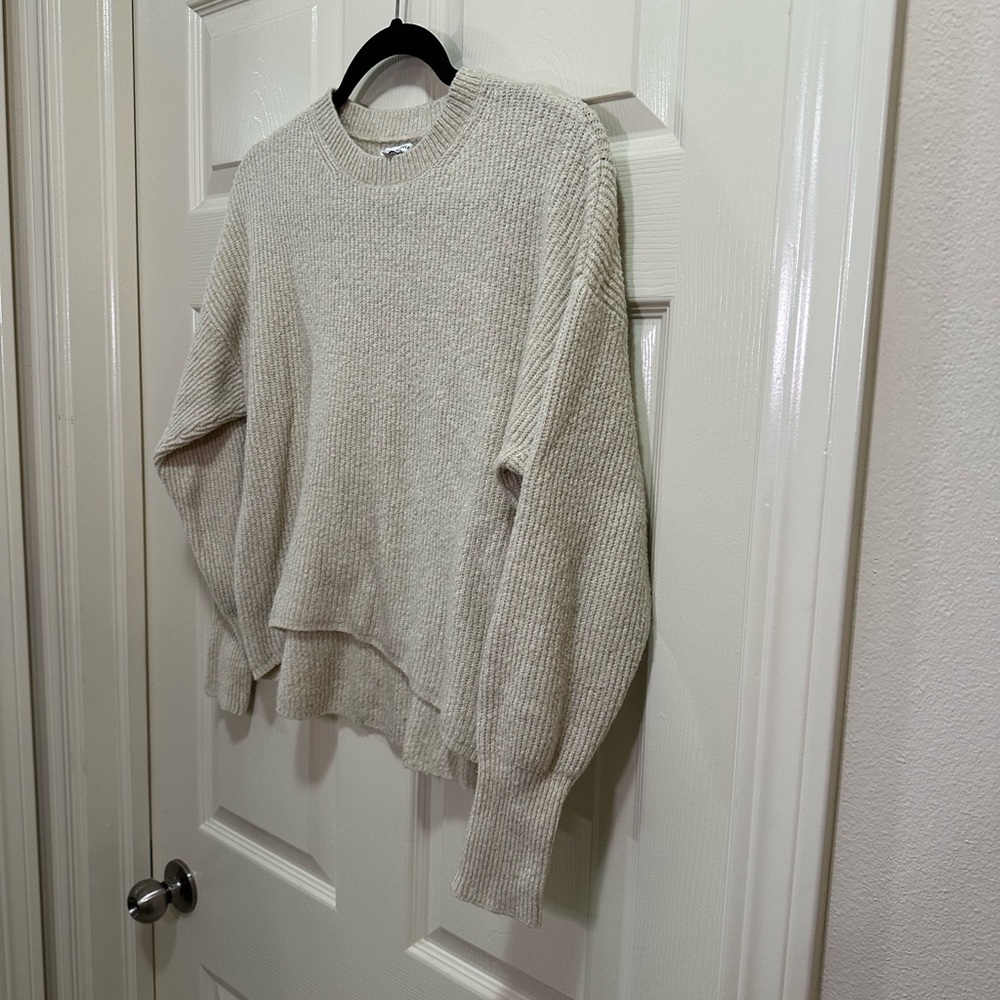 American Eagle Crewneck Long Sleeve Ribbed Sweater Size Small Cream Tan - Picture 3 of 5